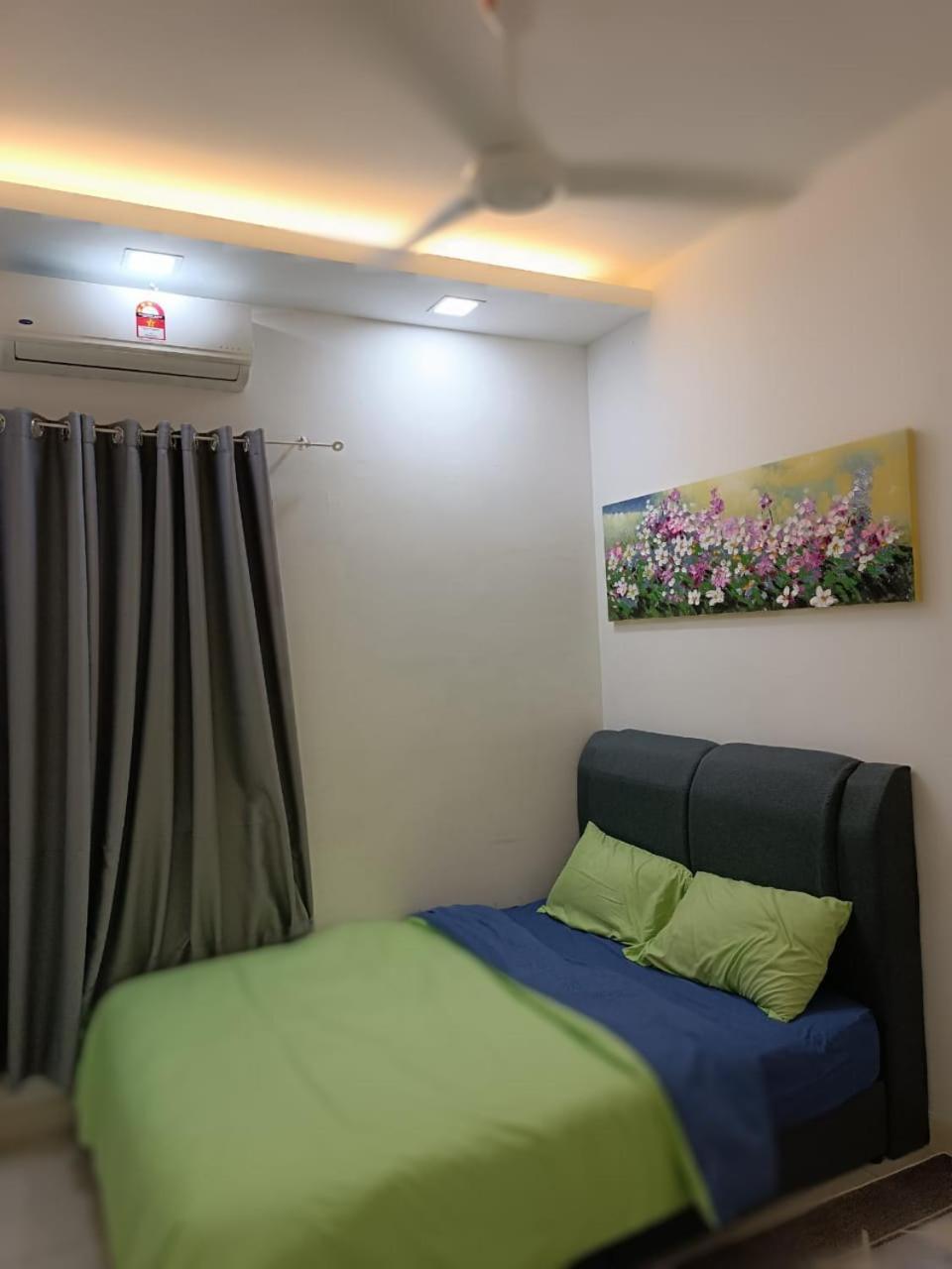 Qaisara D'Savanna Homestay@Southville City บางี ภายนอก รูปภาพ